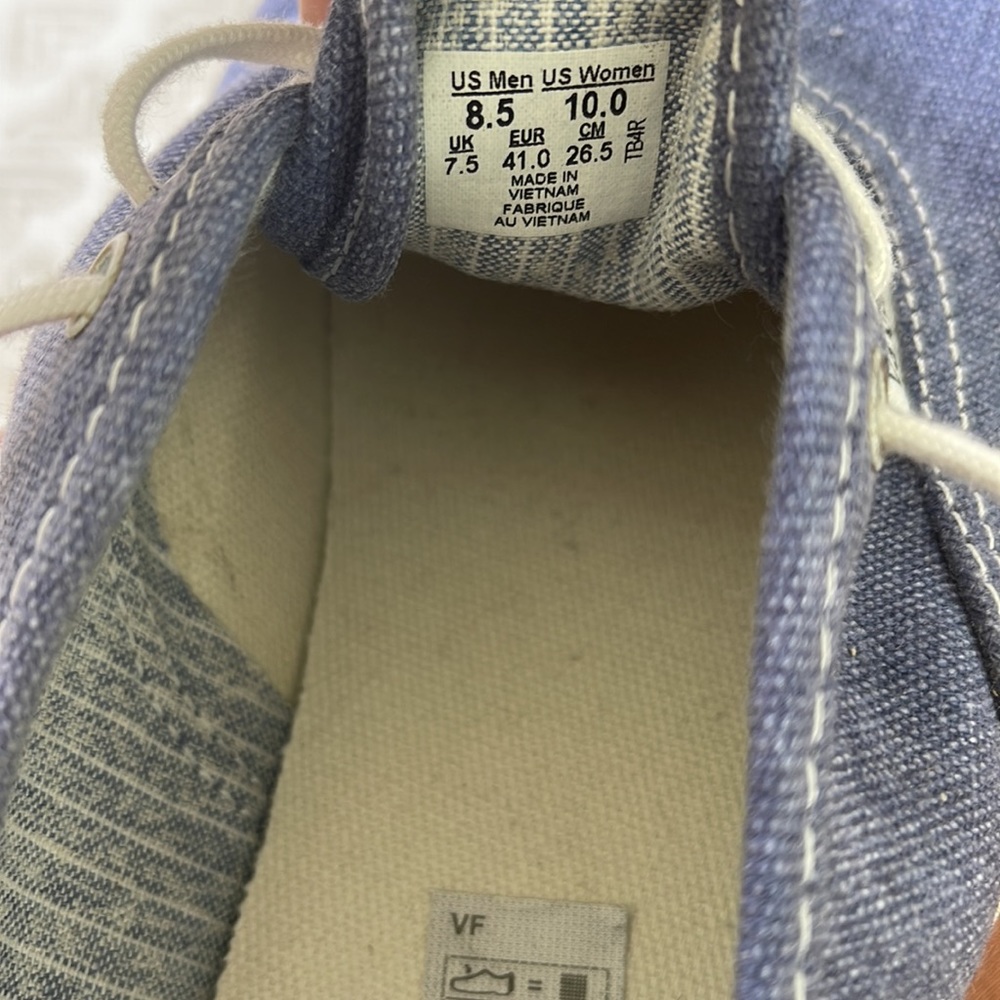 Vans!!! - Picture 4 of 4